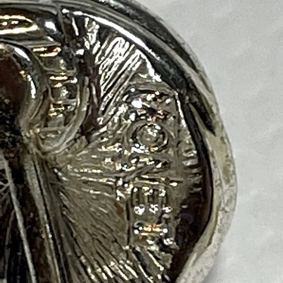 Monet Pearl silver plated clip earrings - Picture 2 of 5